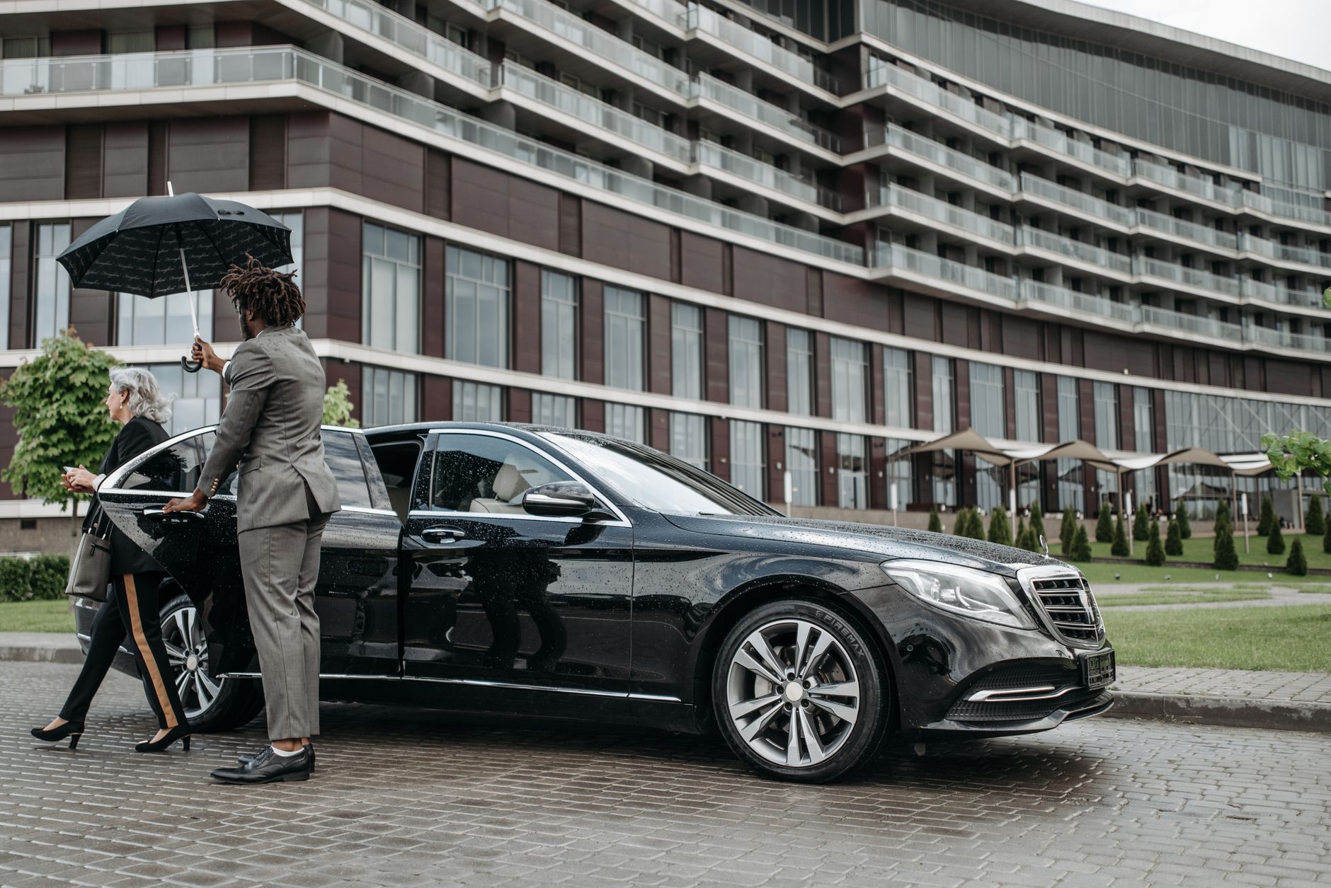 Chauffeur privé équipe à Nanterre